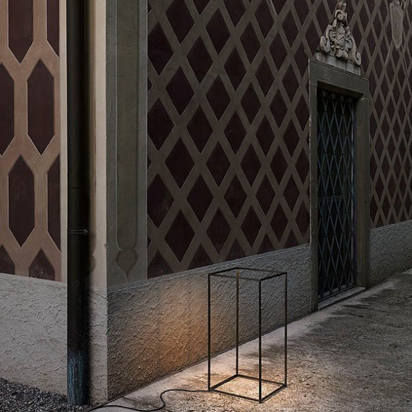 Напольный светильник Flos Ipnos Outdoor Black anodized F3150030