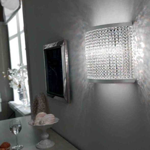 Настенный светильник StilLux Luxury 8209/A3-A