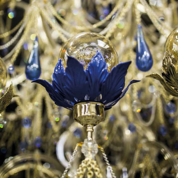 Люстра Beby Group Beby Resort 3400B01 Light Gold Blue Orchid Sapphire