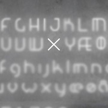 Настенный светильник Artemide Alphabet 1211X00A + supp