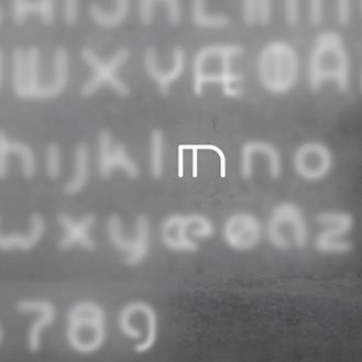 Настенный светильник Artemide Alphabet 1202m00A