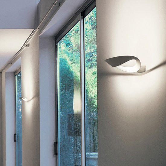 Настенный светильник Artemide Mesmeri 0918W10A