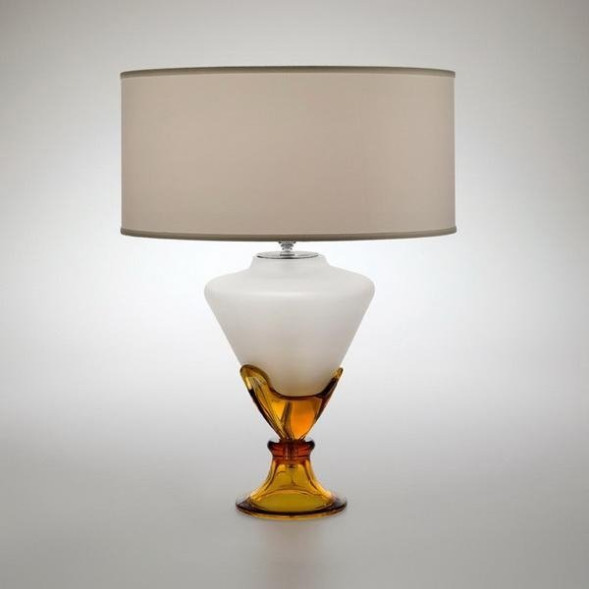 Настольный светильник Italamp 8104/LG Amber / NK / White shades